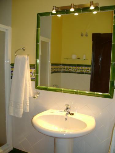 Santa Cruz Hotel Los Palacios y Villafranca Kültér fotó